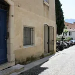 Cassis Et Ses Merveilleuses Calanques