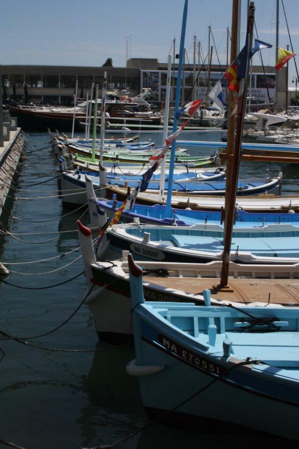 Et Ses Merveilleuses Calanques *